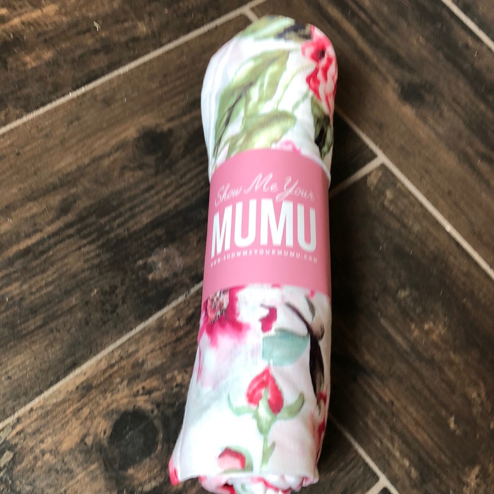 Show Me Your MuMu. Brie Robe-Garden of Blooms OS